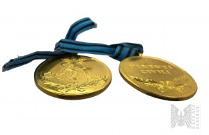 Exemplare der Virtuti Militari Medaille Ei Gold