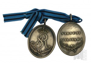 Exemplare der Virtuti Militari Silbermedaille