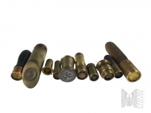 Set di fustelle (?) per la realizzazione di bottoni in stile militare, 10 pezzi