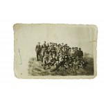 Zestaw 2 zdjęć z harcerzami 26 P.D.H. na wycieczce w Kobelnicy 4.6.48r., [W]