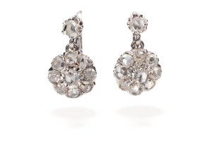 Boucles d'oreilles en diamant début 20ème siècle.