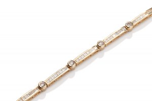 Bracelet with diamonds early 21st century.