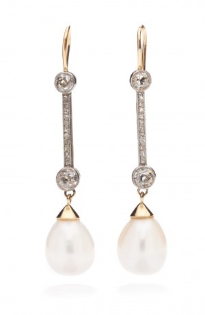 Boucles d'oreilles en perles et diamants années 1930.