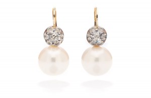 Boucles d'oreilles avec perles et diamants 2e moitié du 20e siècle.