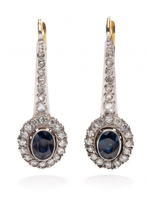 Boucles d'oreilles avec diamants et saphirs 2e moitié du 20e siècle.