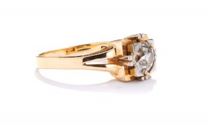 Diamantový prsteň z 50. rokov 20. storočia.