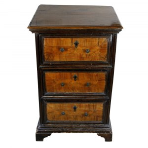 Italienischer Louis XV Schrank