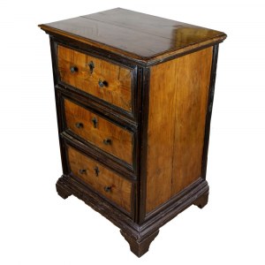 Italienischer Louis XV Schrank