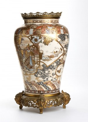 Japanische Satsuma-Vase auf französischer Bronze montiert