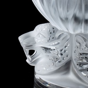 René Lalique Ay, 1860 - Parigi, 1945, Vaso francese 