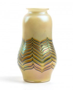 Vase autrichien en verre irisé