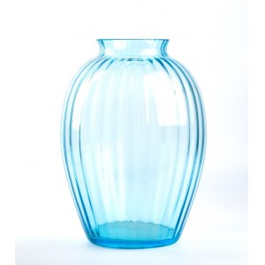 CARLO MORETTI - MURANO Murano, 1934 - 1984, CARLO MORETTI - MURANO Murano, 1934 - 1984 Lobed glass vase in tones of blue