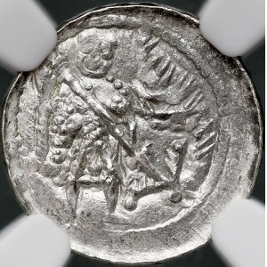 Boleslav III. Krivoprísažný 1107-1138, denár, Av.: Boje s drakom, Rv: R: kríž, medzi ramenami hviezdy a bodky.