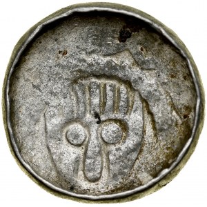 Denar krzyżowy XI w., Wrocław, Av.: Głowa św. Jana, Rv.: Krzyż prosty, między ramionami kropki i trójkąty z kropką.