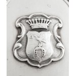 Une cuillère à vase et DEUX cuillères à servir portant les armoiries des comtes KRASIŃSKY, Autriche, Vienne, Mayerhofer &amp; Klinkosch, 1855, argent, échantillon 13, poids 714 g, longueur 38 et 27 cm.