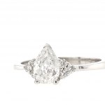GOLD RING 2.66 GR WITH 1 CARAT DIAMOND AND BRILLIANTS - RNG20402