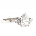 GOLD RING 2.66 GR WITH 1 CARAT DIAMOND AND BRILLIANTS - RNG20402