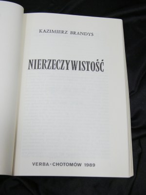 Second circuit Unreality / Kazimierz Brandys Publié, Chotomów : Verba, 1989.