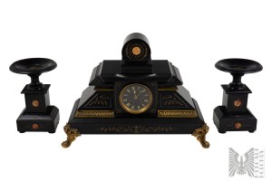 XIX - XX Wiek Komplet Zegarowy Ze Świecznikami - Zegar w Obudowie Kamiennej