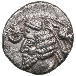 Parthie (Mithradatkart) AR drachma - Phraates IV (cca 38/7-2 př. n. l.)