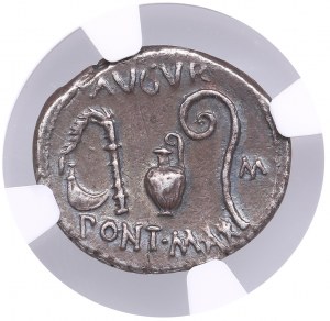 Denario romano imperatoriale (Utica?) AR gennaio-aprile 46 a.C. - Giulio Cesare (49-44 a.C.) - NGC XF