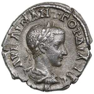 Römisches Kappadokien (Caesarea) AR-Drachme RY 4 (240/41 n. Chr.) - Gordian III (238-244 n. Chr.)