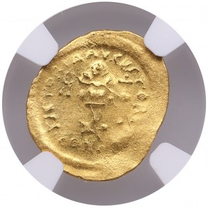 Byzantine Empire (Constantinople) AV Tremissis - Justinian I (AD 527-565) - NGC Ch AU
