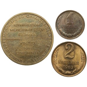 Collection of Russian (USSR) 1, 2 & Token of the Leningrad Mint 1963 (3)