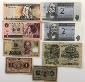 Group of paper money (8)