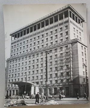 Grand Hotel Orbis, Varsavia - Jerzy Proppe, due fotografie, anni 1960.