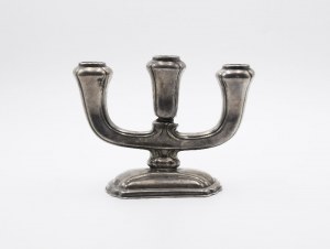 Three-candle candle holder