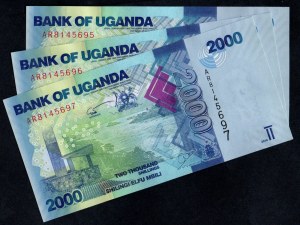 Uganda. 2000 šilinků 2010 3 po sobě jdoucí kusy