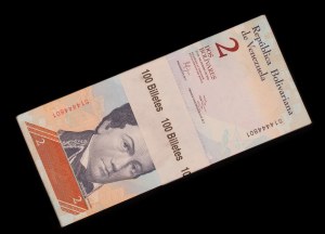 Venezuela. 2 bolívary Fuertes 2012 Balíček 100 kusov neobíhaných bankoviek