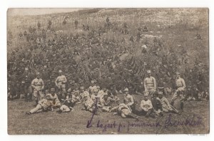 Weltkrieg 1 Österreichisch-Ungarische Postkarte Gruppenfoto von Soldaten 1913. Leutnant Szczepaniak nach Pilsen in Galizien geschickt