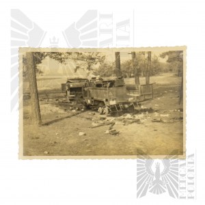 2 WŚ / II RP Zdjęcie Rozbitych Pojazdów - Wrzesień 1939 rok.