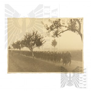 2 WŚ / II RP Zdjęcie Kolumny Polskich Jeńców 1939 rok.