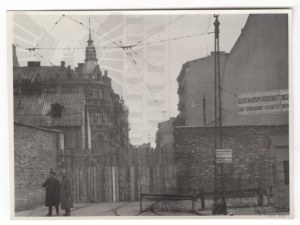 Occupation - The entrance to the Warsaw Ghetto on Solna Street, Photo.