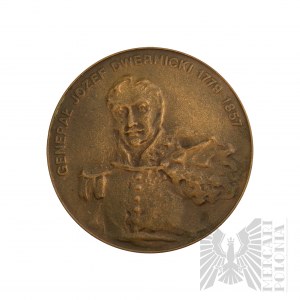 Medaile III RP Generál Józef Dwernicki