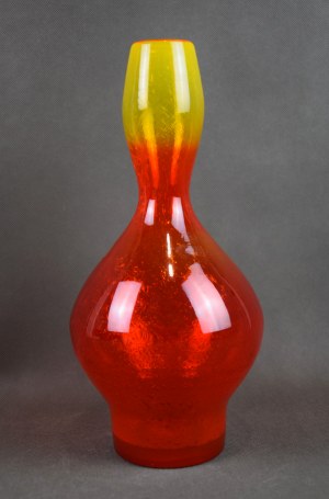 Bottle vase, Zbigniew HORBOWY, 1970s. Sudety Steelworks
