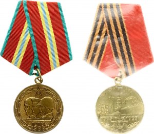 Zestaw orderów i medali z dokumentami