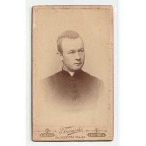 Lwów i Krynica - Fotografia - Trzemeski. Portret księdza (1209)