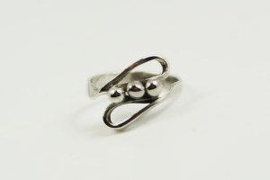 Juwelia silver ring