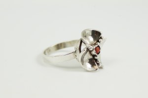 Silver fine ring, Resovia, with coral, size 16.5