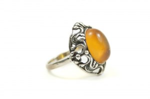 Silver ring with amber after 86', handwork