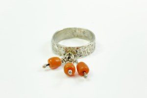 Silver ring with nat.coral - WWB, PRL