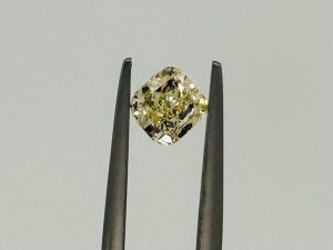 1 CT DIAMOND - NATURAL FANCY YELLOW - SI2 - UD30117-2