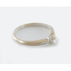 Diamond ring