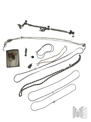 Collection de bijoux - Chaînes, bracelets, pendentifs religieux