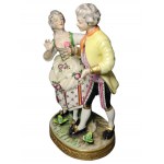 MEISSEN, Man and woman on oval base on grass