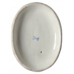 MEISSEN, Man and woman on oval base on grass